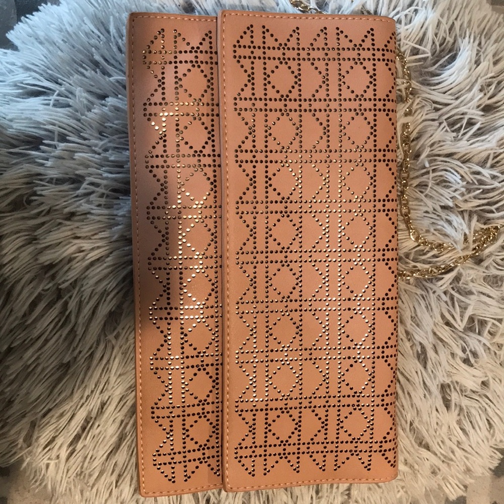 Peach Clutch